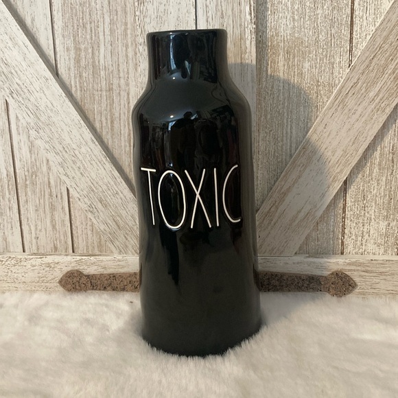 Rae Dunn Toxic Vase - Picture 1 of 4